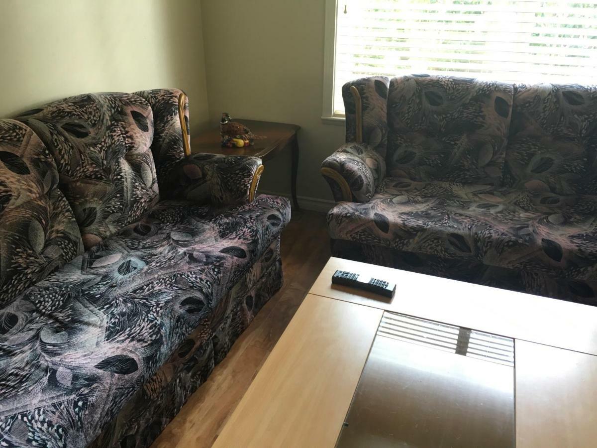 Decent Location Home Σάρρεϋ Εξωτερικό φωτογραφία
